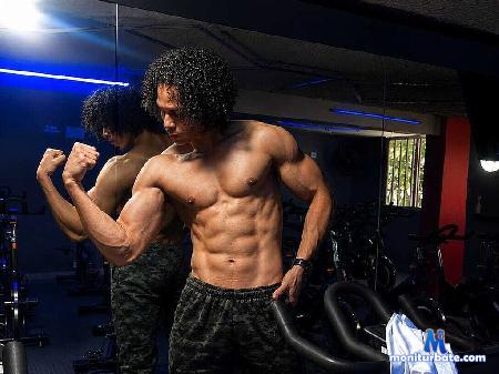 darek-wolf flirt4free performer 