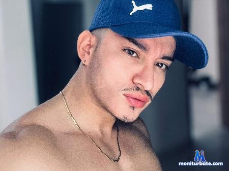 tiago-cage flirt4free performer he best sex and fulfill your fantasies in one place