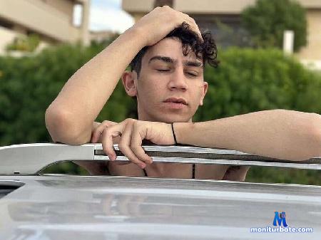 ali-omran flirt4free performer 19 yo Arab Twink