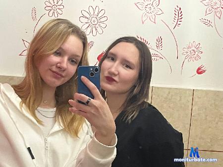 breanne-beau-and-wendie-bennage flirt4free performer hi dear!