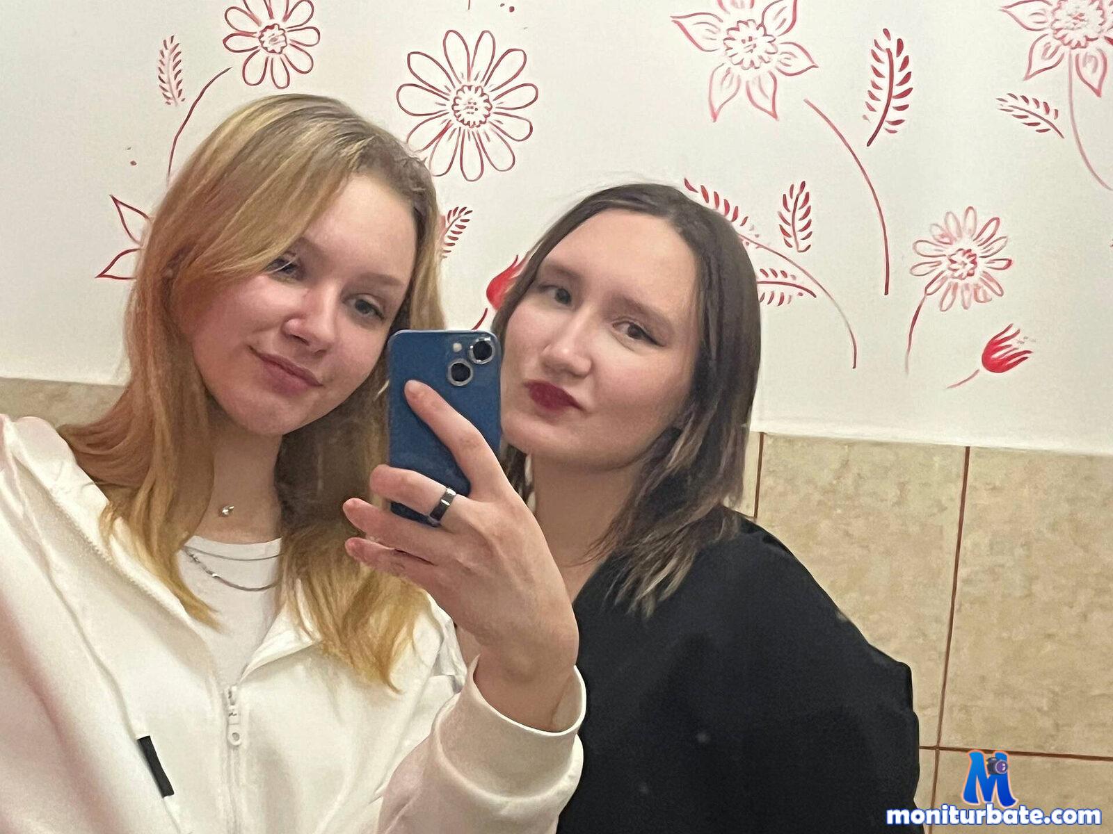 breanne-beau-and-wendie-bennage Flirt4free performer 