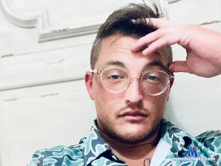 colt-cade flirt4free performer $omeone Make Me Cum Back!!