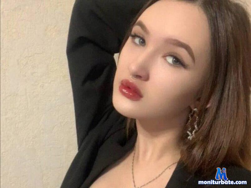 queenie-heart Flirt4free performer Feet Role Play/Costumes Boss / Secretary Dirty Talk Student/Teacher Vibrator Face Sitting Stockings/Panty Hose Teasing Piercings and Tattoos Coach/Trainee Spanking Tickling Cosplay Rope Play