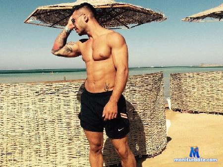 sweet-jack flirt4free performer Amazing muscular body with great attitude.