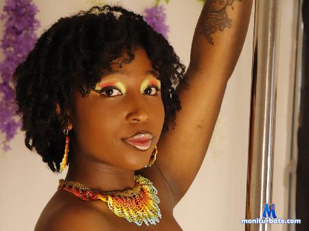 emma-sanzz flirt4free performer Sensual, fun and dangerous. Do you dare to discover my naughtiest side?