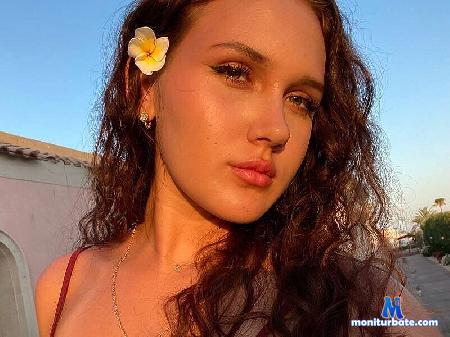evangeline-trelawney flirt4free performer Hey it's my first time here!^^