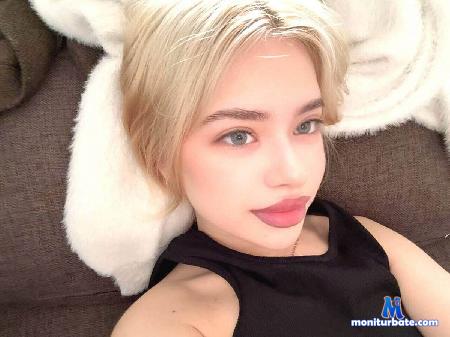 lynette-grindell flirt4free performer Heeey! My name is Maria, lets meet and play:)