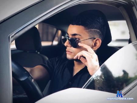 mat-macyk flirt4free performer I AM A SWEET CUTE GUY FOR YOU PLAY IN PVT HERE I AM NOW