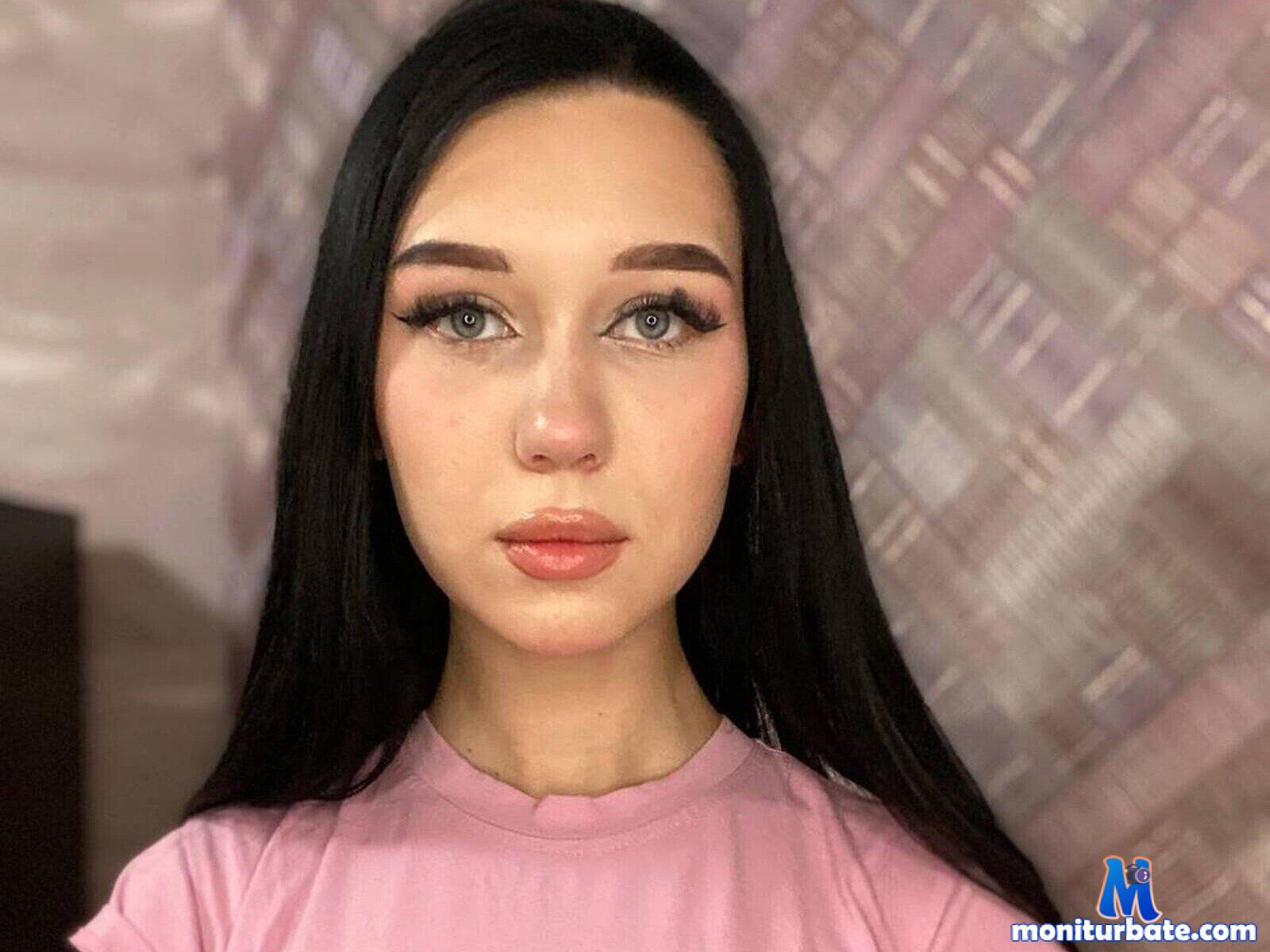 lynn-bingham Flirt4free performer Nipple Clamps Feather Spanking Cosplay