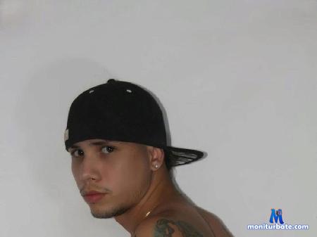 lucien-vale flirt4free performer Hi, I am a curious guy and full of energy for us to share together.