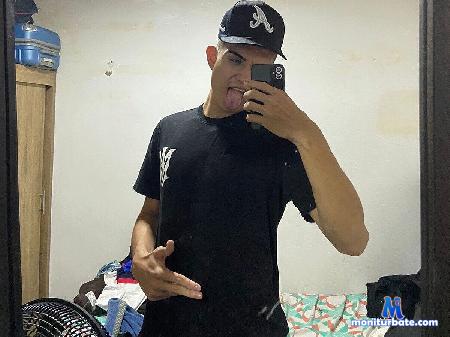daniiel-gray flirt4free performer Soft boy, dirty mind. Say the word.