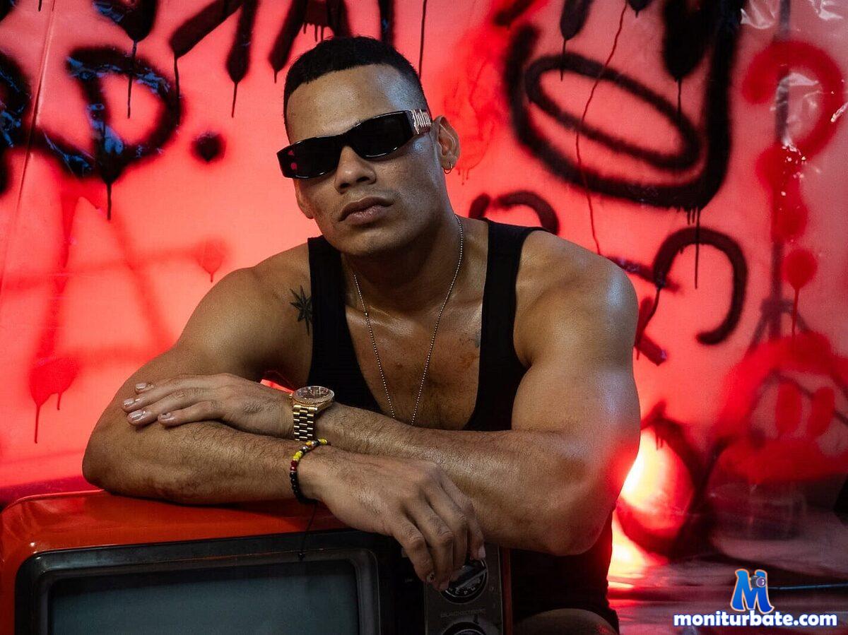seann-black Flirt4free performer Nipple Biting Master / Slave Cum Eating Jerk off Instruction Latex Nipple Clamps Slaves Coach/Trainee Spanking Smoking Exhibitionism Muscle Worship Wrestling