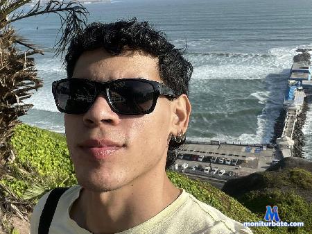 ricky-sam flirt4free performer SEXY AND HOT !!! Come here to meet me and enjoy everything I can do, come I'm waiting for you!!!