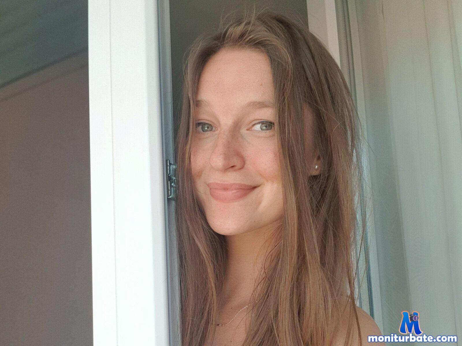 sasha-lindy Flirt4free performer Feet Boss / Secretary Student/Teacher Vibrator Stockings/Panty Hose Legs Cowboy/Cowgirl Spanking Leather Total Power Exchange Medical