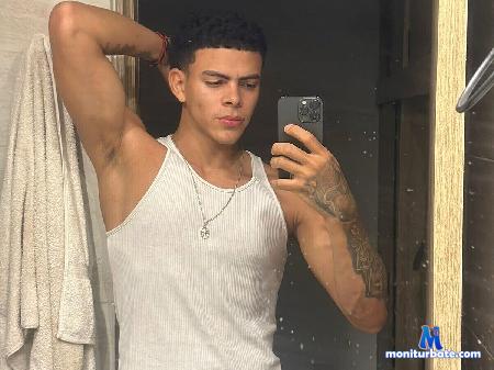 christopher-pascal flirt4free performer I want to have the best experiences in life and then sit back and enjoy my accomplishments.