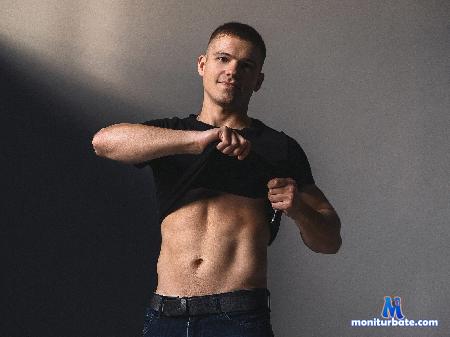 garett-perez flirt4free performer live every day