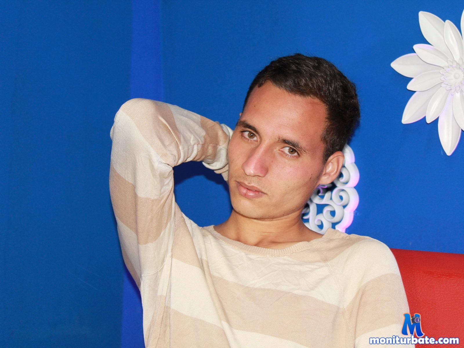ethan-velez Flirt4free performer 