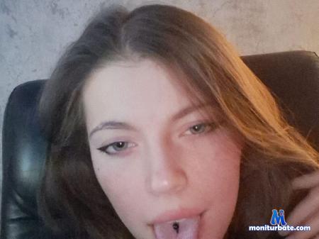 jackelyn-garhart flirt4free performer Hi sweet! we want play! Play with us pls!