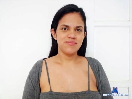 lidya-norman flirt4free performer Hi, Welcome to my room 