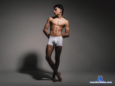 marco-ethhan flirt4free performer Hi, welcome to my room 