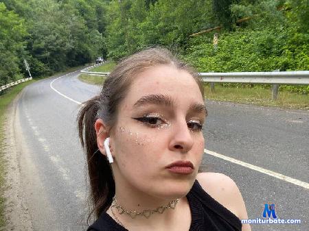 katleen-mendoza flirt4free performer Hiya, Katleen is here, let's get to know each other better !!!