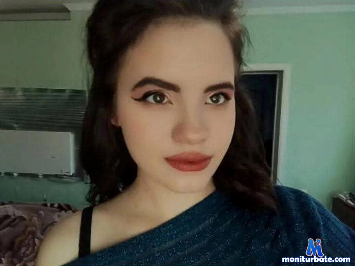 britni-serabia Flirt4free performer Feet Nipple Play Submission French Maid/Client Prisoner/Guard Service Worker/Housewife Legs Double-Ended Dildo Spanking Tickling Cosplay Rope Play Smoking Rimming Crop Food Chastity Device