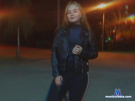 shannon-hopkins flirt4free performer  I got a treat for you: lovely smile, naughty thoughts, girl next door
