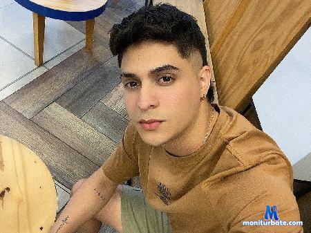 rooney-saenz flirt4free performer 