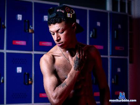 jonathan-guzman flirt4free performer 