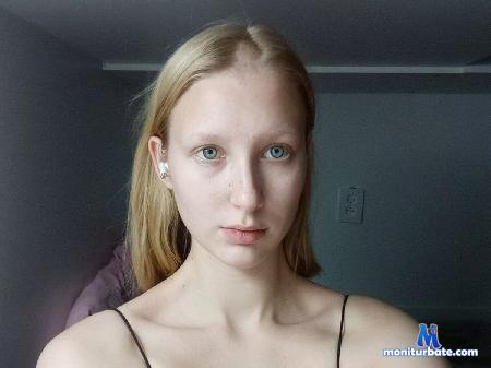 cheryle-denoyelles flirt4free performer Hi sweet! we want play! Play with us pls!