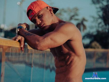 marcus-elroy flirt4free performer A different taste of chocolate