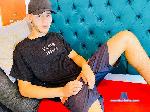 andy-lukee flirt4free livecam show performer Let your imagination fly and make me yours, I want to be a slave to your desires.