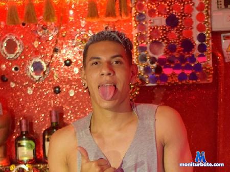 rey-ricky flirt4free performer Without fear, without taboos