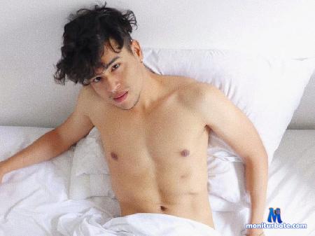 gabriel-boll flirt4free performer Hey! Welcome, my name is Gabriel, a Latin boy who wants fun with you 