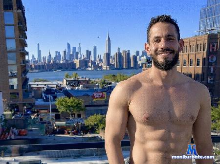 dom-beard flirt4free performer Relaxed, confident, and all about connection