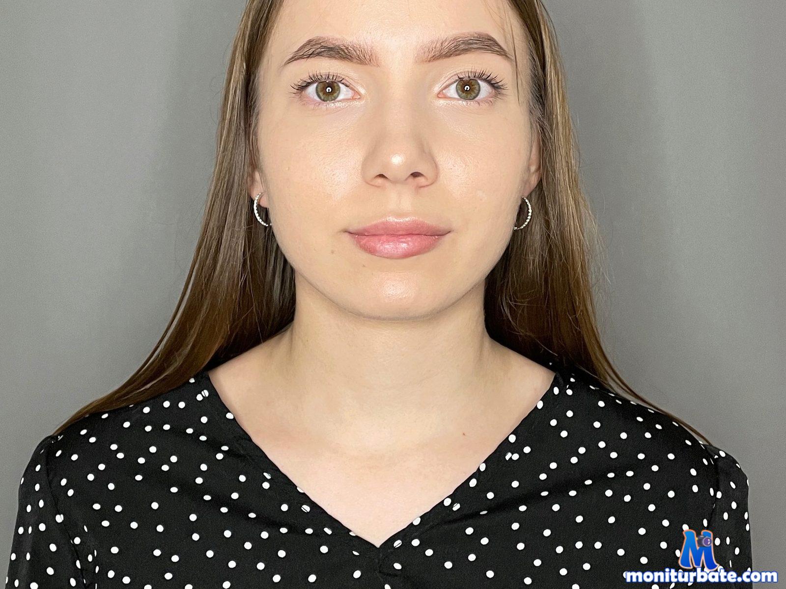 lorraine-hail Flirt4free performer 