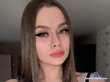 lois-boardley flirt4free performer Hi sweet! we want play! Play with us pls!