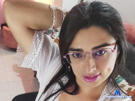 khalifa-gold flirt4free performer FEMININE, DELICATE, PRETTY, WELL ENDOWED, INTELLIGENT, EDUCATED, SENSUAL TRANS