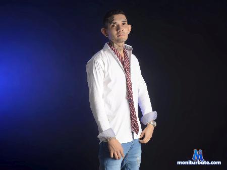 kenny-cum flirt4free performer chicco latino sex addict