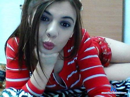 reina-rose flirt4free performer I just wanna make you smile for me!!!
