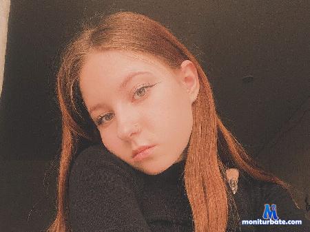 sonya-ayre flirt4free performer Hi sweet! we want play! Play with us pls!