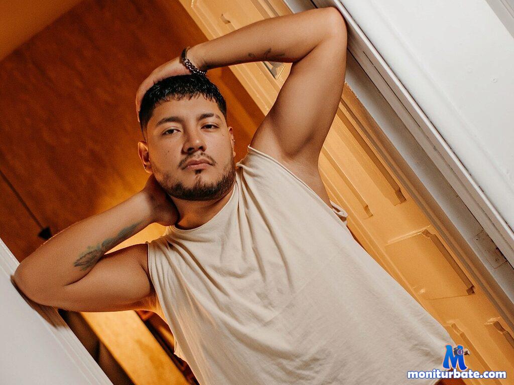 chris-jhones Flirt4free performer Feet Paddling/Spanking/Whips Butt Plug Latex Handcuffs Whip Bad Cop/Good Cop Legs Piercings and Tattoos Anal Training Cowboy/Cowgirl Big Toys Anal Beads Gender Play Voyeurism Flight Attendant/Pilot Chastity Training Findom