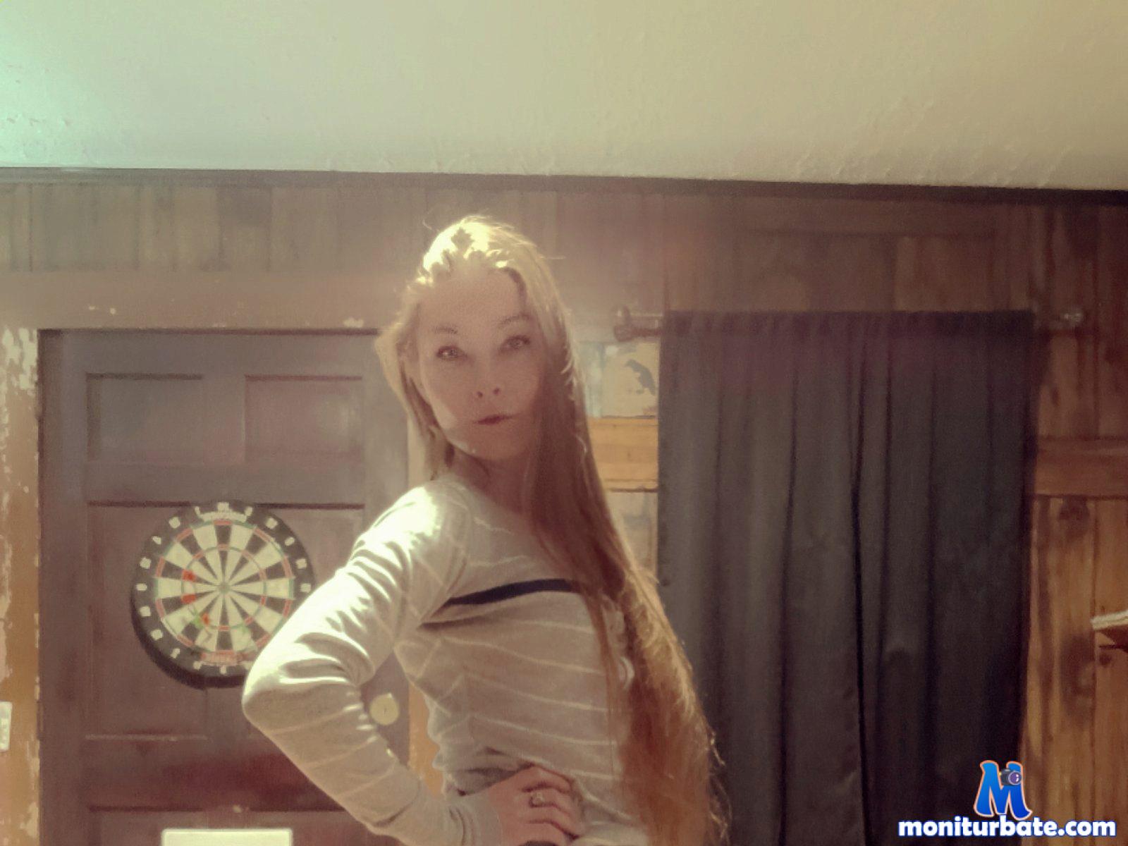 brittany-brianne Flirt4free performer 