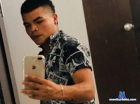 justin-kai flirt4free performer Hi, welcome to my room