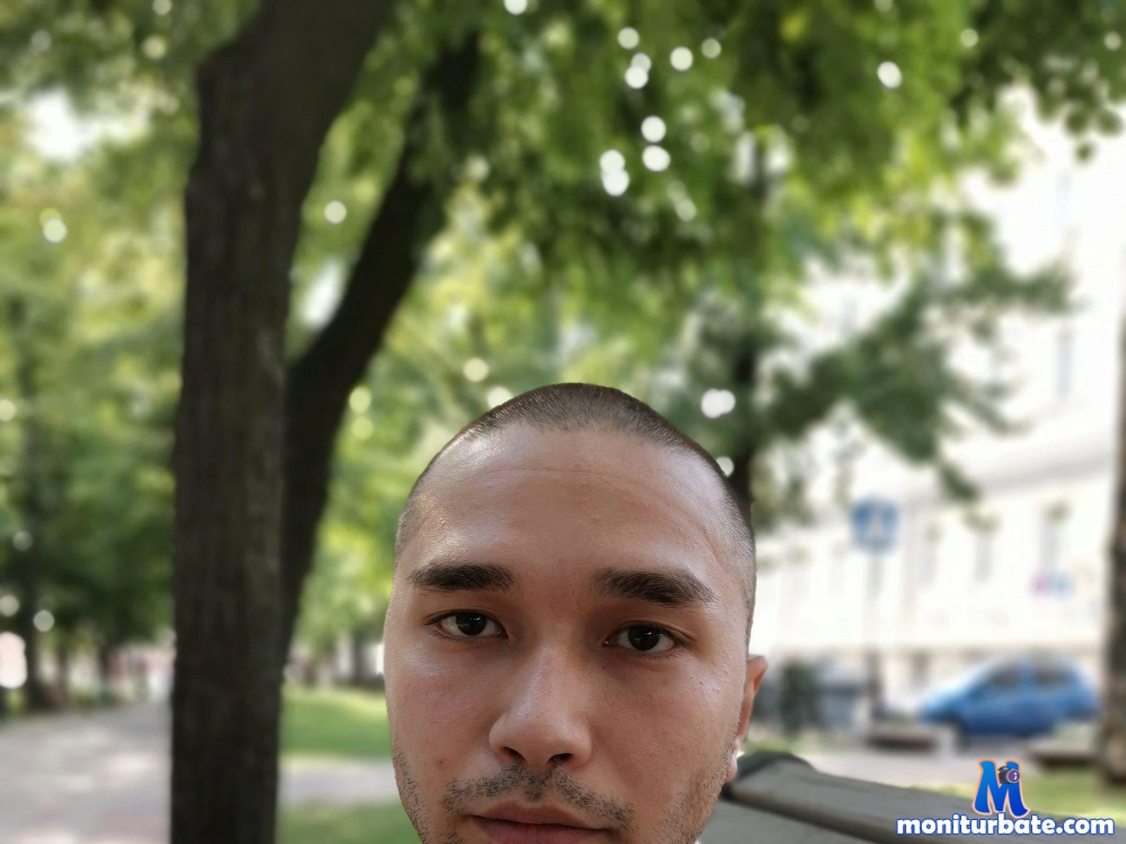 maron-five Flirt4free performer 
