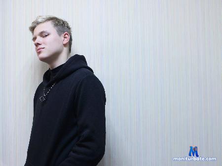 danny-till flirt4free performer I want to be in your arms.