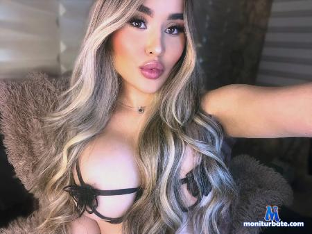 alma-diamond flirt4free performer I'm a DIAMOND, can you afford? ♡