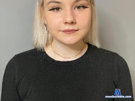 alanna-hornny flirt4free performer Hello my dear