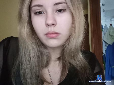 lisette-sirmans flirt4free performer Hi sweet! we want play! Play with us pls!