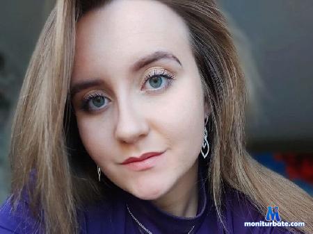 ared-winee flirt4free performer #sexy #lovely #naughty 